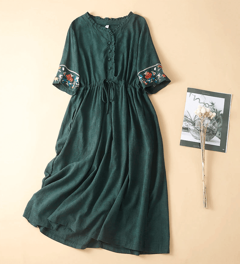 שמלת פשתן מושלמת עם כיסים בגימור אתני מהפנט להופעה נשית מקסימה - לה איסלה