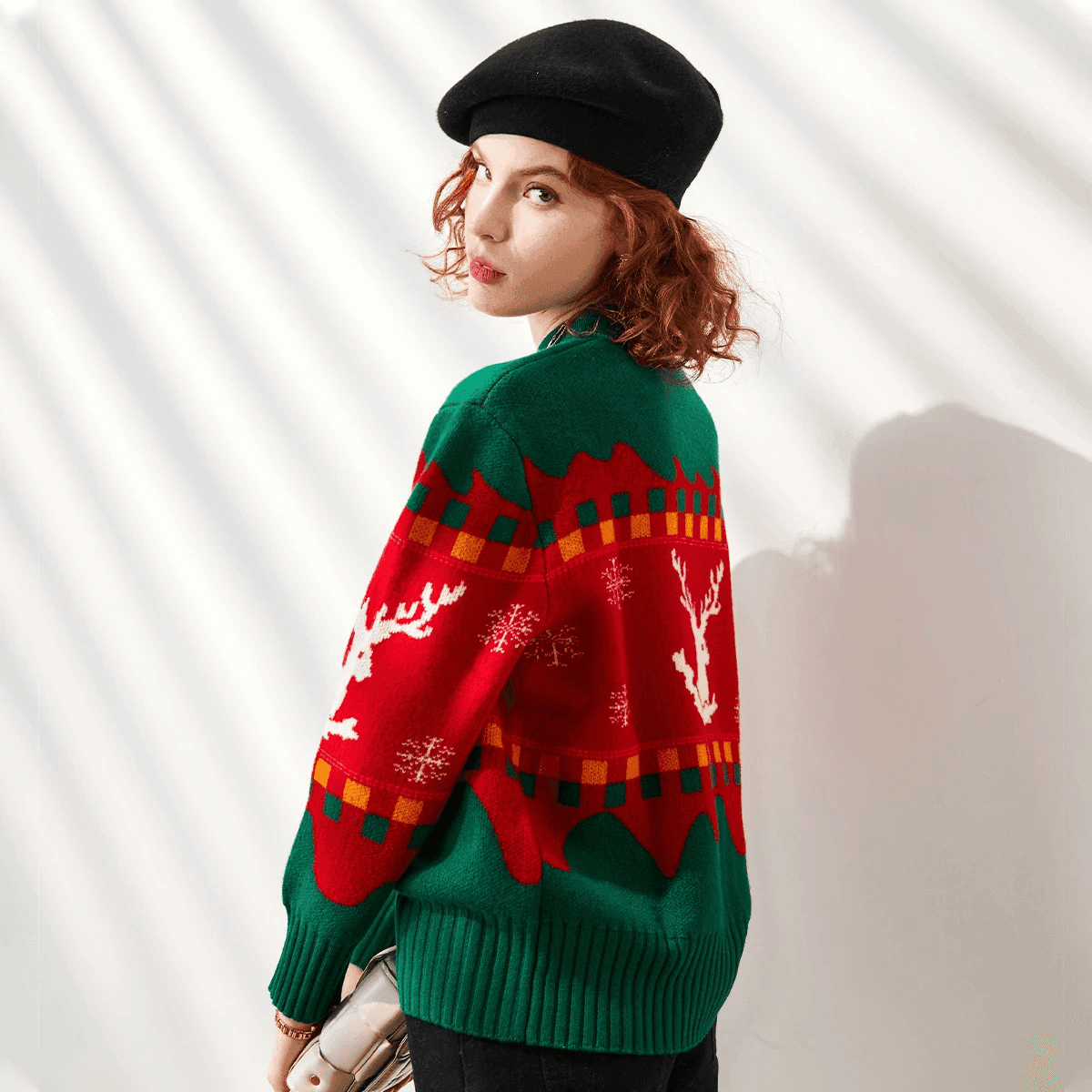 סריג קריסמס מ-ה-מ-ם בגימור נשי מושלם ללוק שמתאים לשנה החדשה - לה איסלה