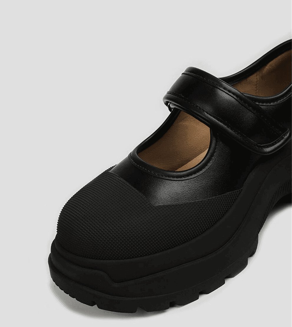 סנדל פלטפורמה סגור בגפתיחה עליונה ללוק צעיר ושובב להופעה נשית אינטלגנטית - לה איסלה