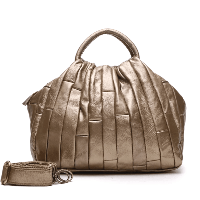 תיק עור אופנתי באימום רך וטרנדי להופעה נשית מהפנטת וללווק מנצח שלך - לה איסלה