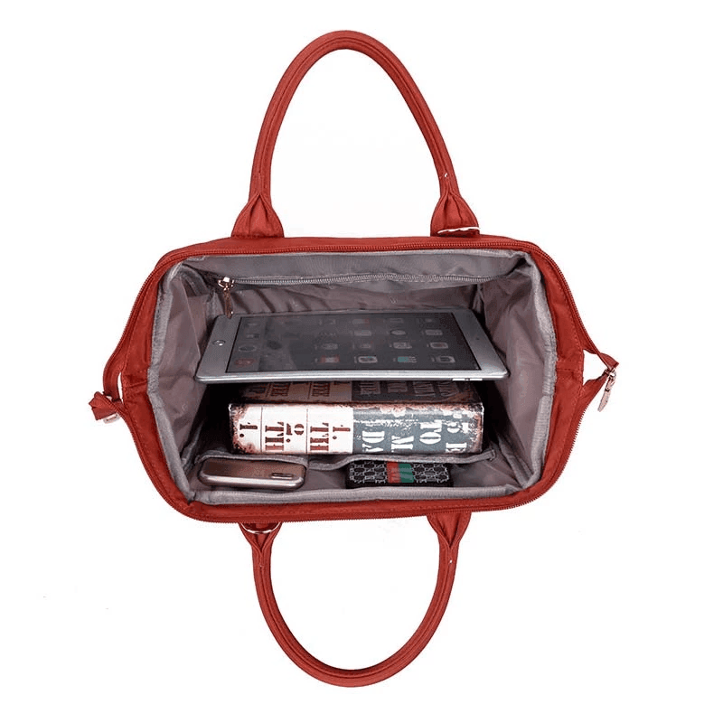 תיק יוקרתי בגימור מבריק ועמיד במים בחלוקה מרובה ונבונה של תאים ללוק יפייפה - לה איסלה