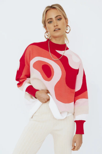 סוודר סרוג מפורטוגל בגיזרה רחבה ובצבעוניות אופנתית להופעה נשית טרנדית - לה איסלה 