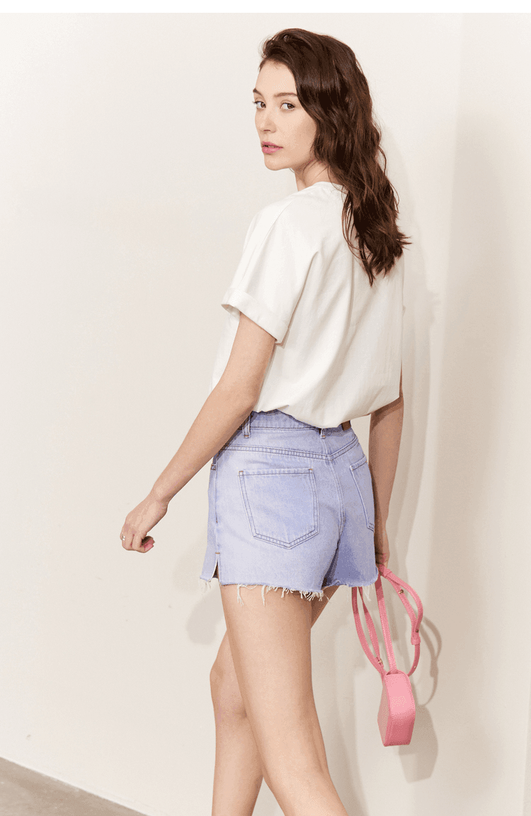 חולצת מעצב קצרה ברקמת תחרה מחוררת ומרהיבה בצורת פרחים ללוק נשי יוקרתי - לה איסלה