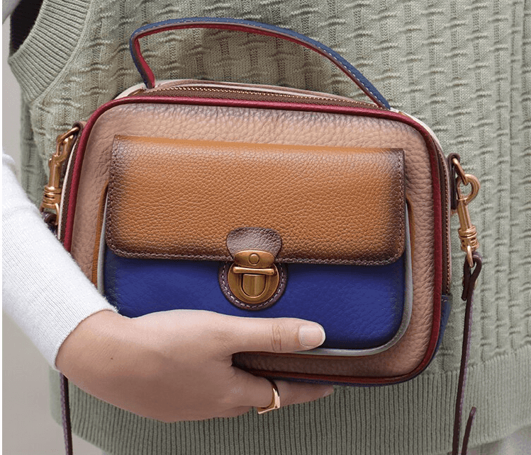 תיק צד לנשים בגיזרה צבעונית מעור מקורי ללוק נשי סוחף ולהופעה מושקעת - לה איסלה