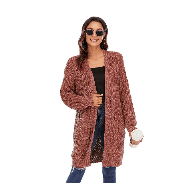 קרדיגן מבד נעים למגע בגימור ארוך ומיוחד להופעה נשית מיוחדת וללוק היסטרי שלך - לה איסלה