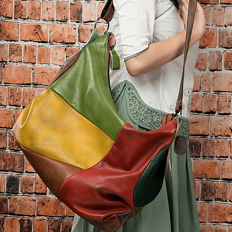 תיק עור איטלקי בצבעוניות אופנתית מהממת ללוק של אישה עצמאית חזקה ונוכחת - לה איסלה