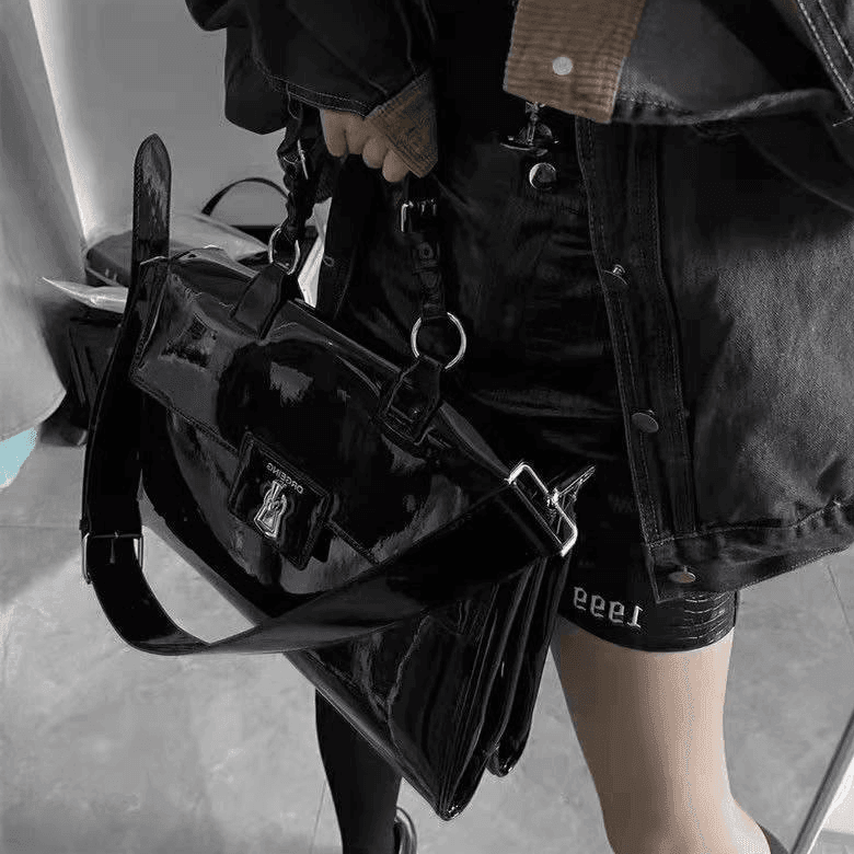 תיק לקה מושקע בעל תאים רבים להופעה טרנדית אופנתית וללוק מהפנט - לה איסלה