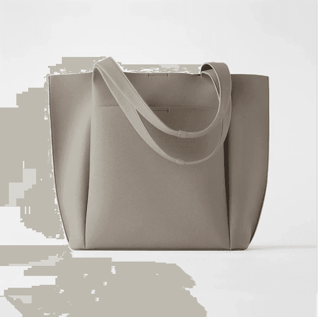 תיק קלאסי לנשיאה על הכתף של מעצב ממילאנו להופעה נשית שמקפיצה לך את הלוק - לה איסלה