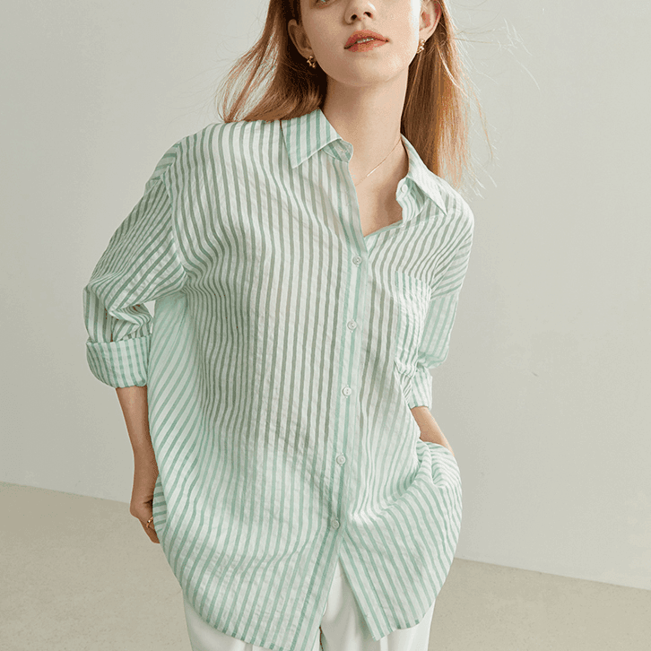 מכופתרת פשתן של מעצב ממילאנו בגימור דק וקליל להופעה נשית מרימה - לה איסלה