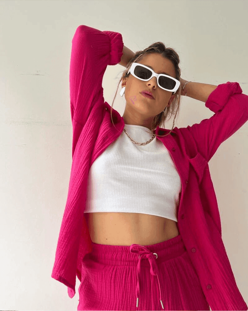 סט מקסים מפשתן של מכנס קצר ומכופתרת לוס ללוק קליל ולהופעה קייצית מרשימה - לה איסלה