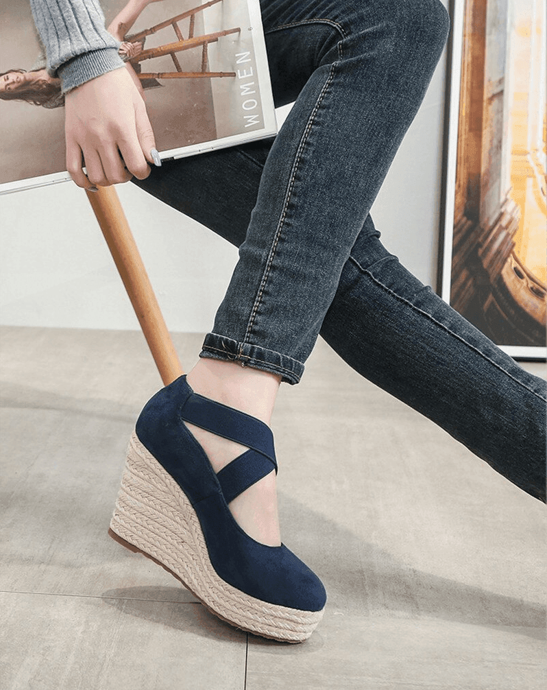 סנדלי מעצב בגיזרת קנבס מיוחדת להופעה חתיכית גבוה וללוק שתמיד תגרפי בו מחמאות - לה איסלה