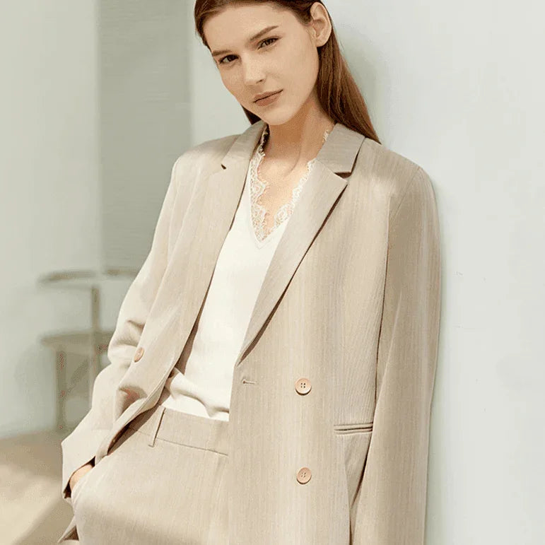 ג'קט נשים חתיכי של מעצב בגימור איכותי אלגנטי להופעה מרשימה ומחוייטת - לה איסלה