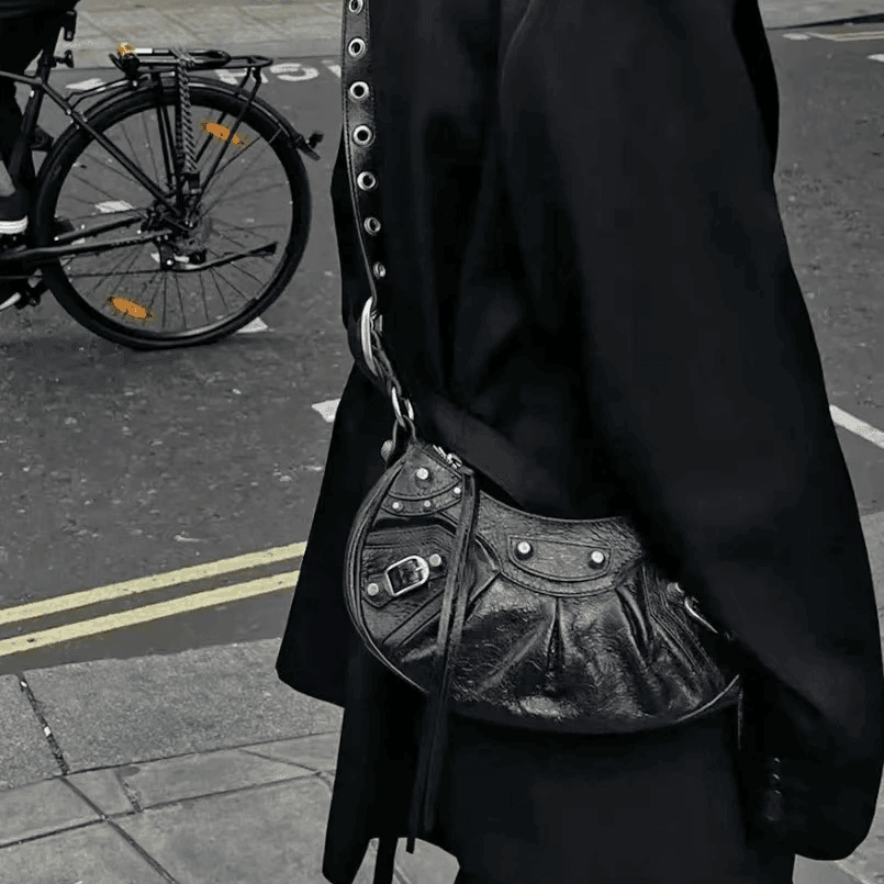 תיק ערב בגימור איכותי של מעצב ממילאנו להופעה הכי נשית שהייתה לך - לה איסלה