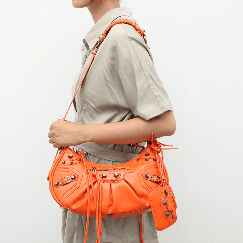 תיק ערב בגימור איכותי של מעצב ממילאנו להופעה הכי נשית שהייתה לך - לה איסלה