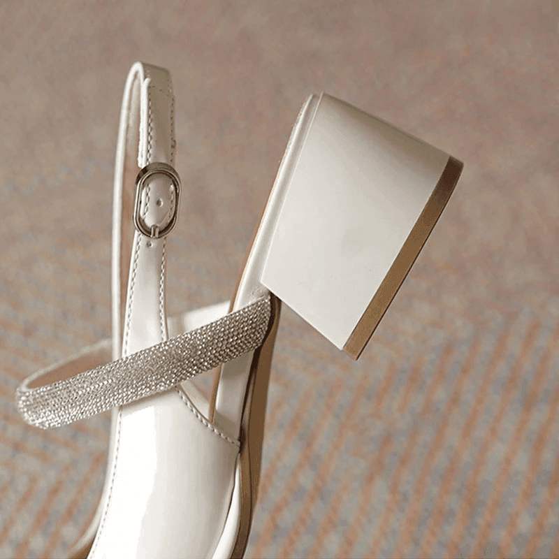 סנדלי לקה מושלמות מאיטליה בגימור זרקונים נוצץ להופעה מהממת לערב - לה איסלה