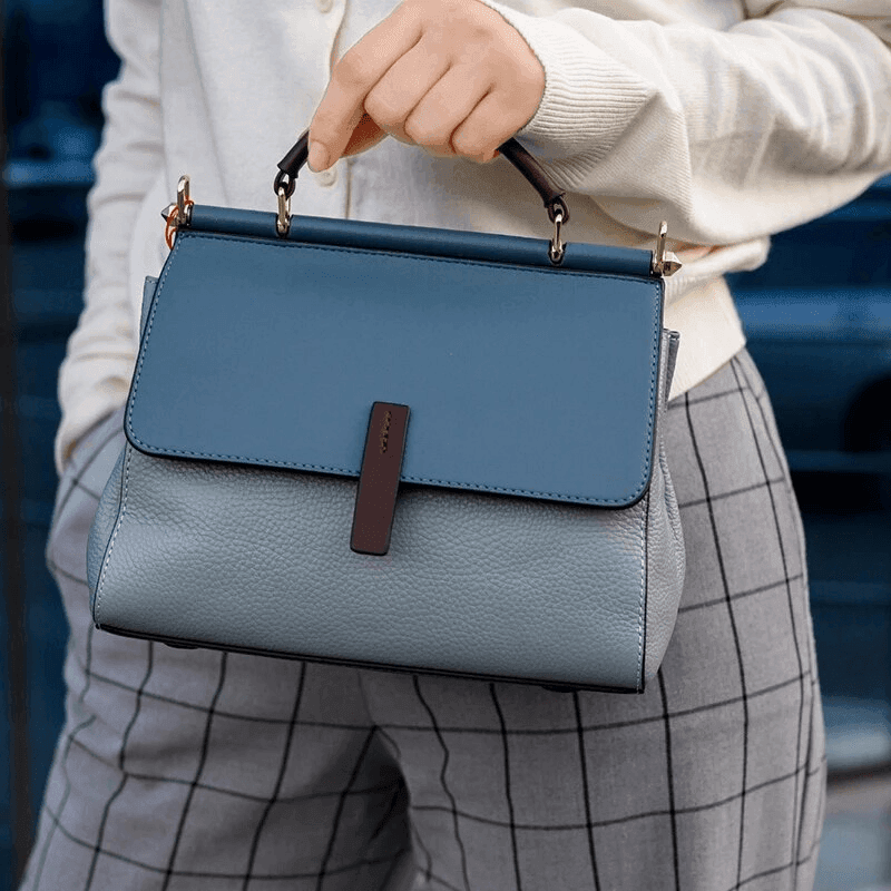 תיק אשי של מעצב איטלקי בגימור אלגנטי יוקרתי ובחלוקה מושלמת של תאים - לה איסלה