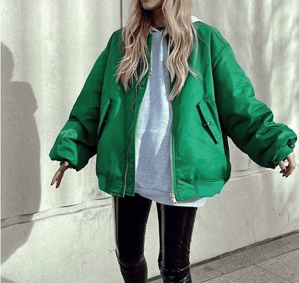 מעיל גשם בגיזרה נשית אלגנטית להופעה שתרגישי בה שילוב של תחכום נשי - לה איסלה