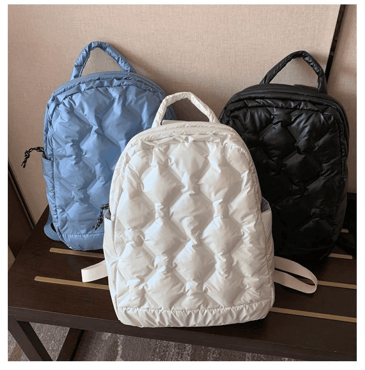 תיק פוך משגע ממילאנו בעיצוב נשי חורפי להופעה מושלמת ומטריפה - לה איסלה