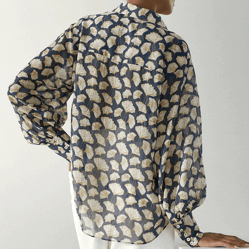 חולצת שיפון דקה בהדפס עלים אופנתי משובח ללוק נשי עוצמתי ולהופעה מדוייקת - לה איסלה