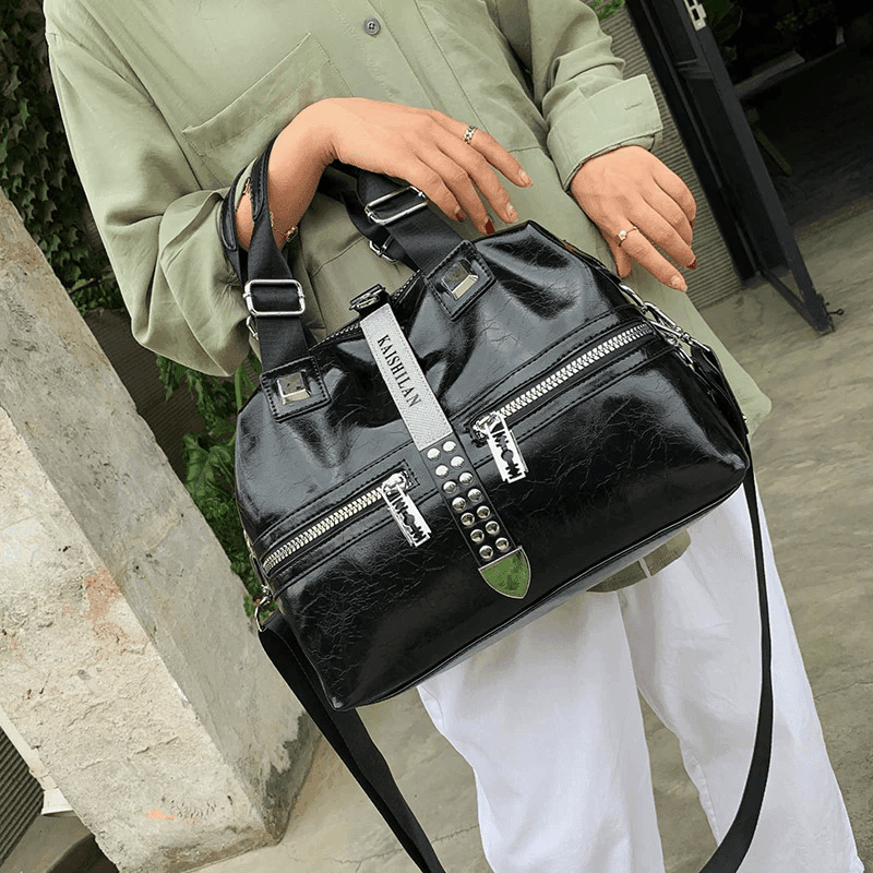 תיק עור מ-ש-ג-ע בעיצוב נשי היסטרי להופעה בולטת ומעצימה - לה איסלה