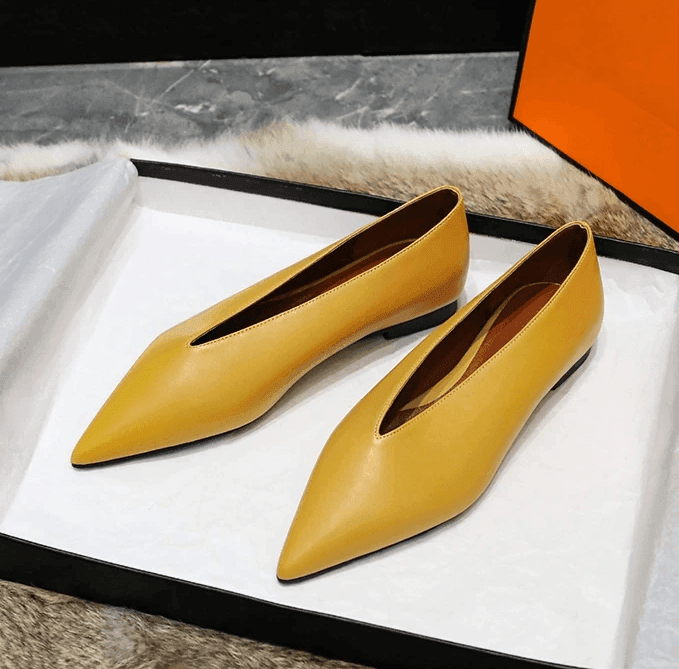 נעל בובה שפיצית מעור מקורי מאטליה להופעה נשית אלגנטית ולהופעה נשית אופנתית - לה איסלה