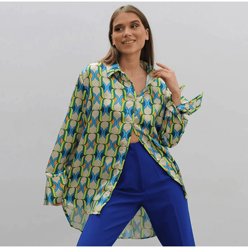 חולצת סטאן מרהיבה ממילאנו בהדפסים צבעוניים ואופנתיים ללוק בסטייל - לה איסלה