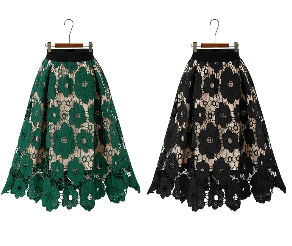 חצאית פליסה מושלמת בגיזרה מחמיאה ושיקית להופעה שתמיד תרגישי בה נשית וחזקה - לה איסלה