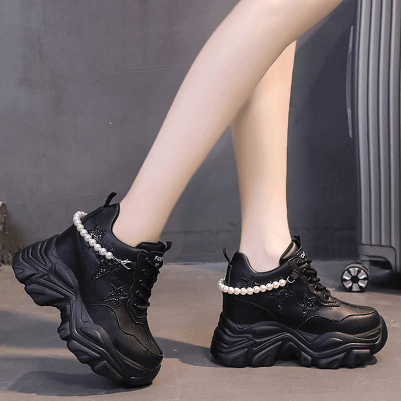 פלטפורמת סניקרס מדהימות בגימור כוכבים נוצץ להופעה נשית אופנתית במיוחד - לה איסלה