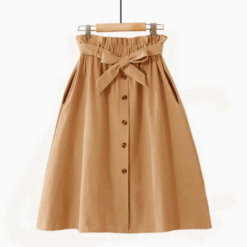 חצאית קשירה כובשת בגיזרת מותן מחמיאה להופעה של אישה שקולעת ישר למטרה - לה איסלה