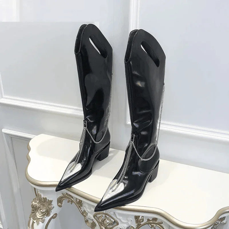 מגף בוקרים מושלם מאיטליה בגימור מטאלי בצורת לב ובתוספת גולדפילד מהפנט - לה איסלה