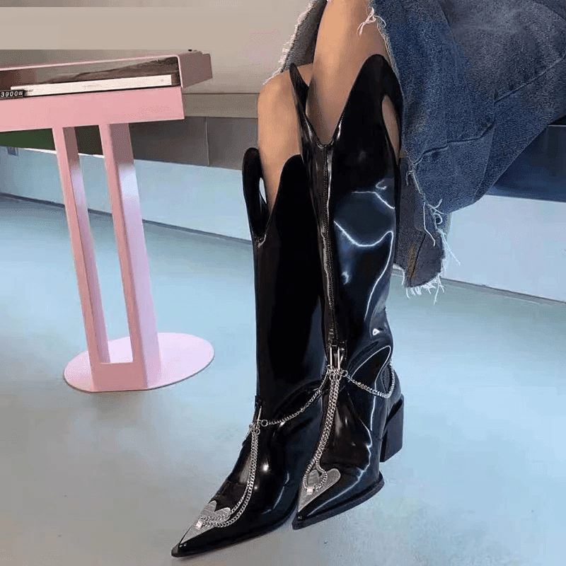 מגף בוקרים מושלם מאיטליה בגימור מטאלי בצורת לב ובתוספת גולדפילד מהפנט - לה איסלה