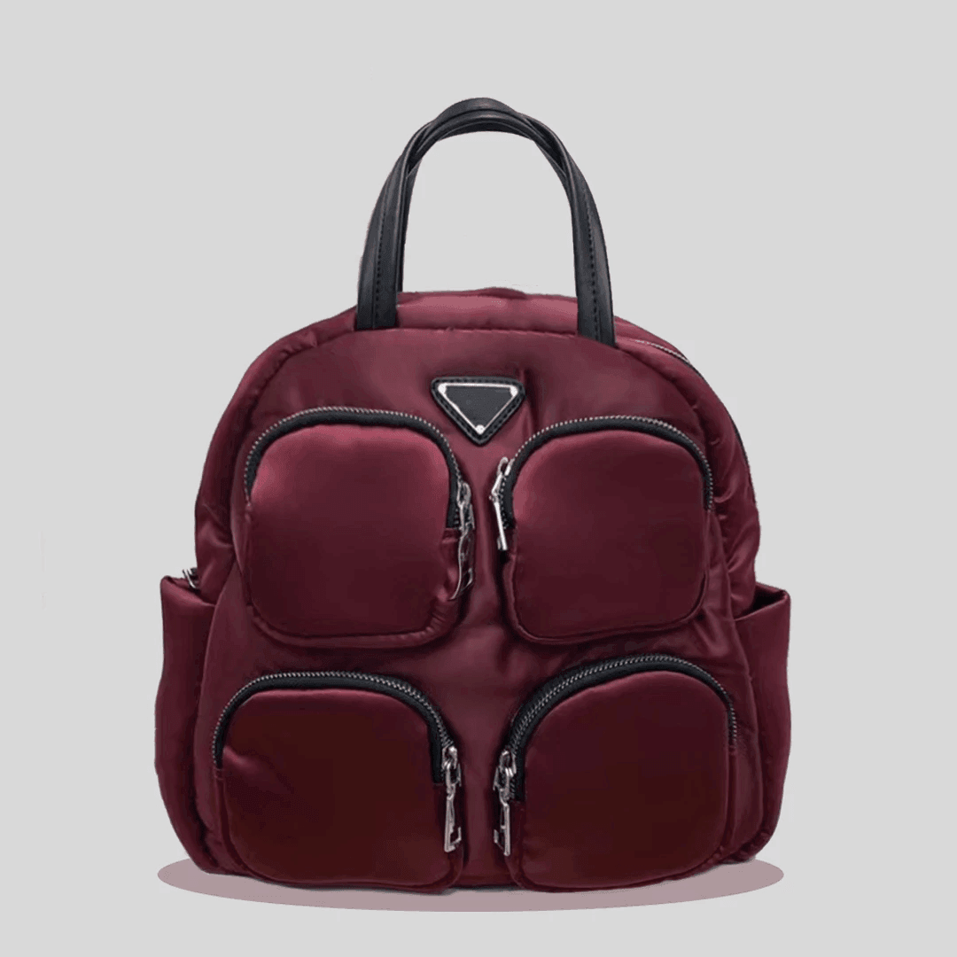 תיק גב של מעצב בסגנון 'פראדה' ללוק נשי אופנתי ובחלוקה פרקטית של תאים - לה איסלה