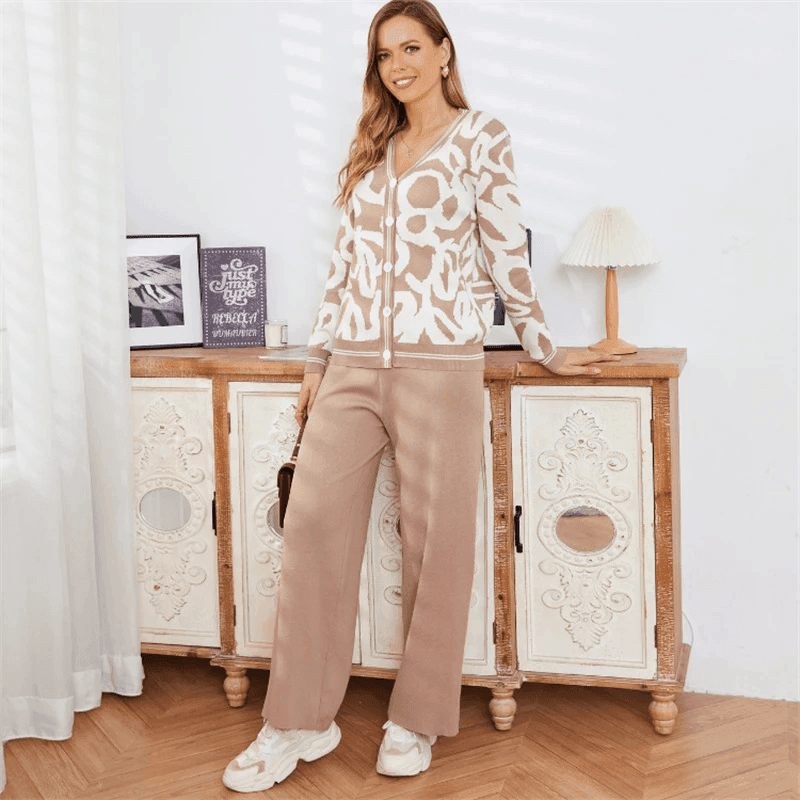 סט מרהיב של סריג קרדיגן בסגנון חייתי עם מכנס לוס גומי להופעה נשית מקסימה - לה איסלה