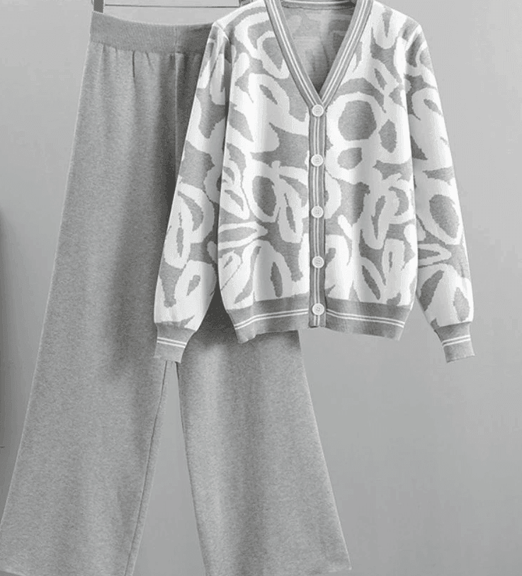 סט מרהיב של סריג קרדיגן בסגנון חייתי עם מכנס לוס גומי להופעה נשית מקסימה - לה איסלה