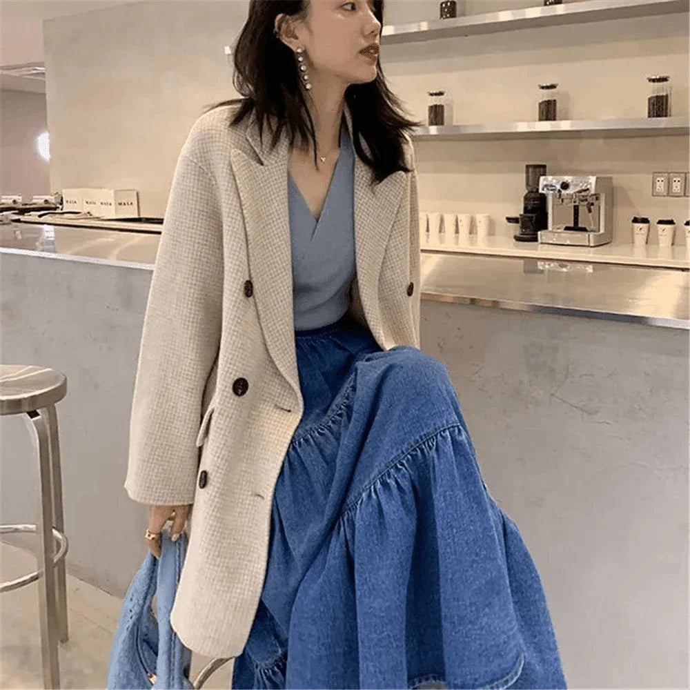 חצאית ג'ינס מ-ה-מ-מ-ת של מעצב אטלקי בגימור פליסה מהמם ללוק נשי מעצים - לה איסלה