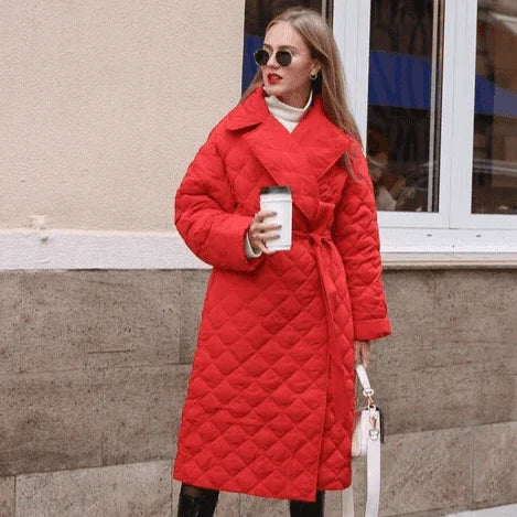 מעיל טרנץ ארוך מאיטליה בגימור טרנדי אופנתי להופעה הכי מהפנטת בארון שלך - לה איסלה