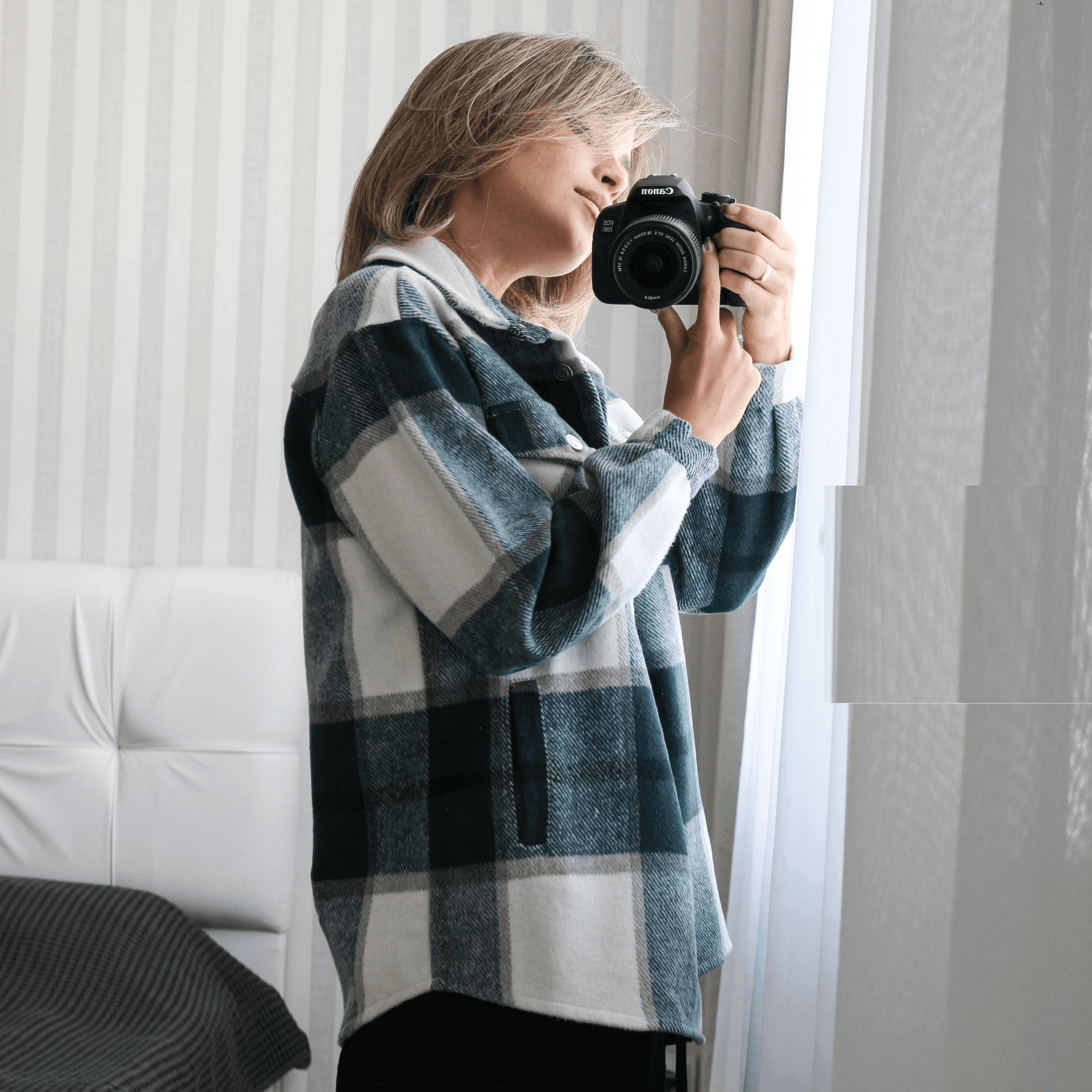 מעיל משובץ ומחמם בגיזרה קלילה ולא מתאמצת להופעה טרנדית עכשווית לוהטת - לה איסלה