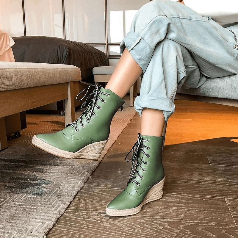 מגפון פלטפורמה מקסים באימום רחב ולקאסי להופעה נשית ממילאנו - לה איסלה