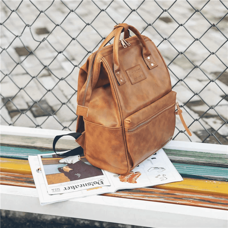 תיק גב מושלם מעור לנשיאת 'לפטופ' וחפצים אישיים בסיגנון נוכח מתמיד - לה איסלה