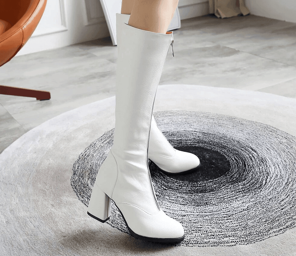 מגף גבוה מספרד בגיזרה מיוחדת עם ריץ רץ ובחימום פנימי נוח להופעה בולטת עם נוכחות - לה איסלה