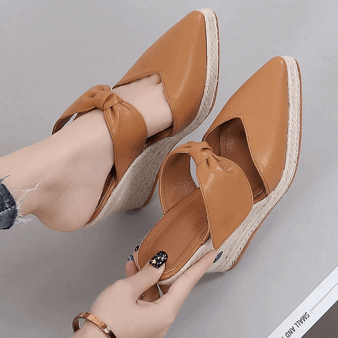 כפכפי קנבס היסטריות בגימור נשי מהפנט להופעה חתיכית וללוק שתמיד תרגישי בו ביטחון - לה איסלה