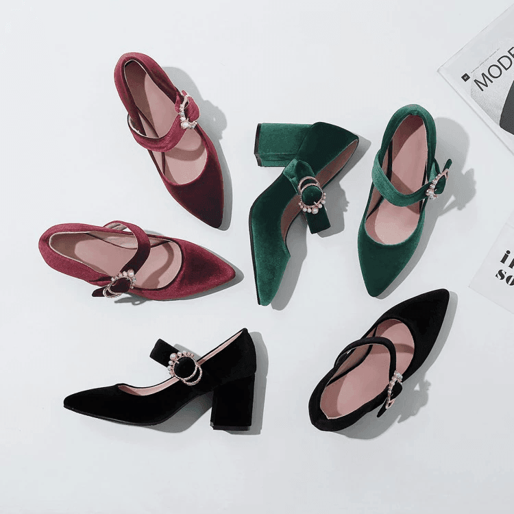 נעל קטיפה בגימור נשי יוקרתי לאישה שרוצה לתת הופעה איכותית וללוק מהפנט - לה איסלה