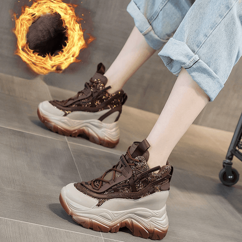 פלטפורמת סניקרס מושלמת מעור בשילוב נצנצים ללוק כובש ולהופעה נשית בולטת - לה איסלה