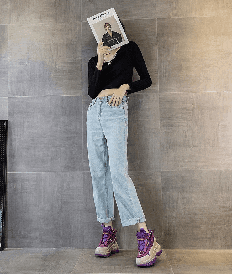 פלטפורמת סניקרס מושלמת מעור בשילוב נצנצים ללוק כובש ולהופעה נשית בולטת - לה איסלה