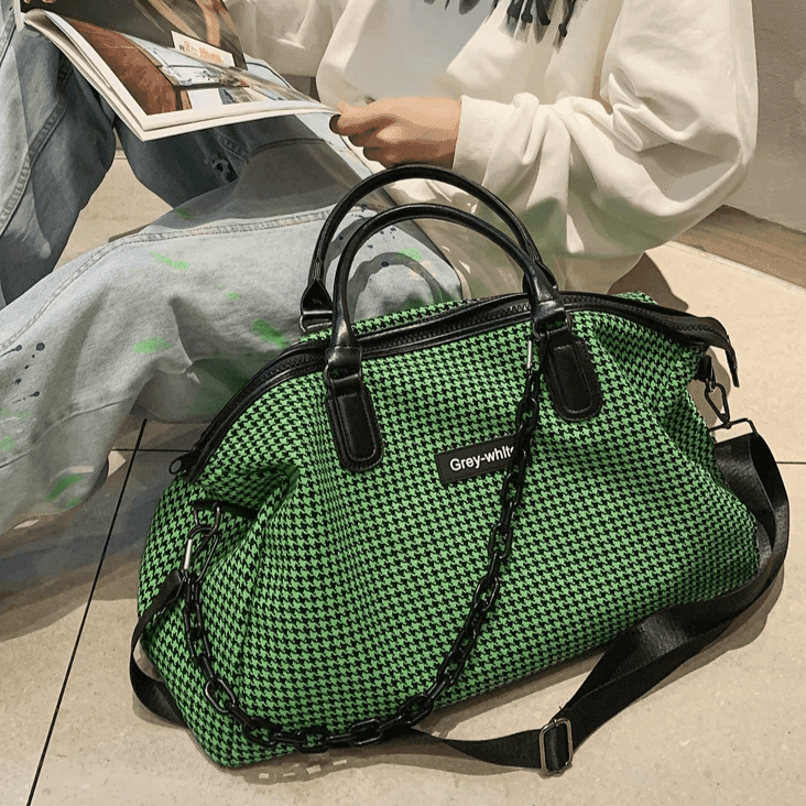 תיק נסיעות גדול של מעצב ניו יורקי בגיזרה גדולה ומכילה להופעה אופנתית מגניבה - לה איסלה