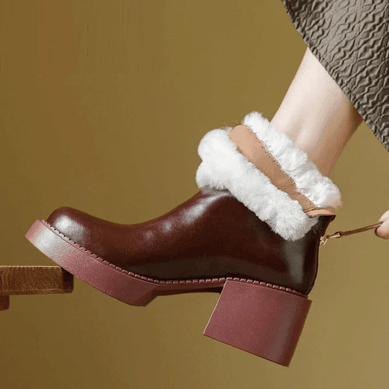 מגפון עור איטלקי בשילוב פרווה מחממת לעונה להופעה נשית בסטייל אירופאי לוהט - לה איסלה