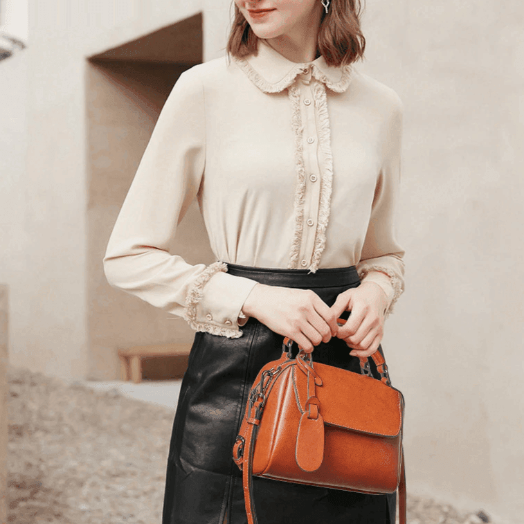 תיק יוקרתי בגימור אלגנטי מ-ש-ג-ע להופעה נשית מרהיבה ולאישה שיודעת לשדר עוצמה - לה איסלה