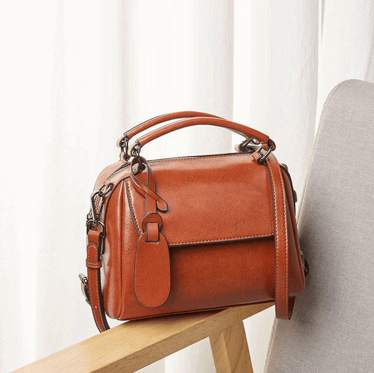 תיק יוקרתי בגימור אלגנטי מ-ש-ג-ע להופעה נשית מרהיבה ולאישה שיודעת לשדר עוצמה - לה איסלה