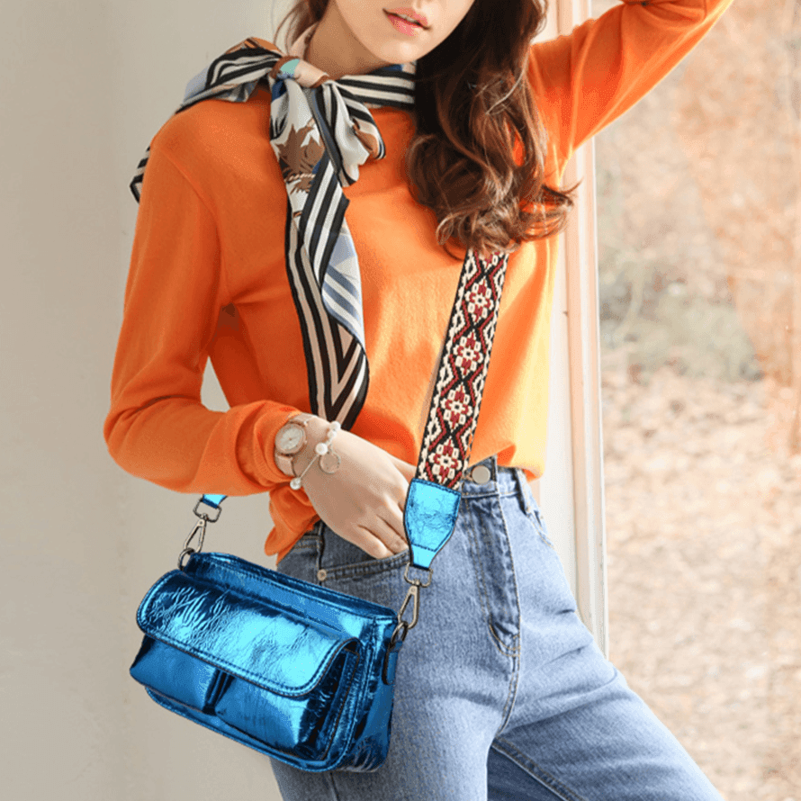 קלאץ נשי אישי מצרפת ללוק נשי היפסטרי מושלם ולהופעה מודגשת ואיכותית שלך - לה איסלה