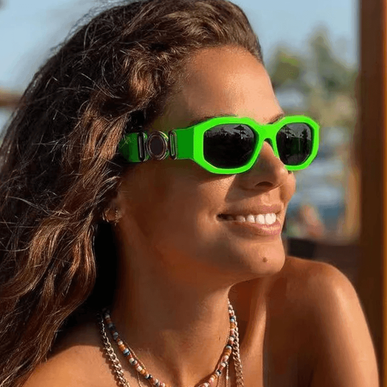 משקפי שמש של מעצב ספרדי בגימור אופנתי מ-ש-ג-ע להופעה נשית אלגנטית וקלילה - לה איסלה